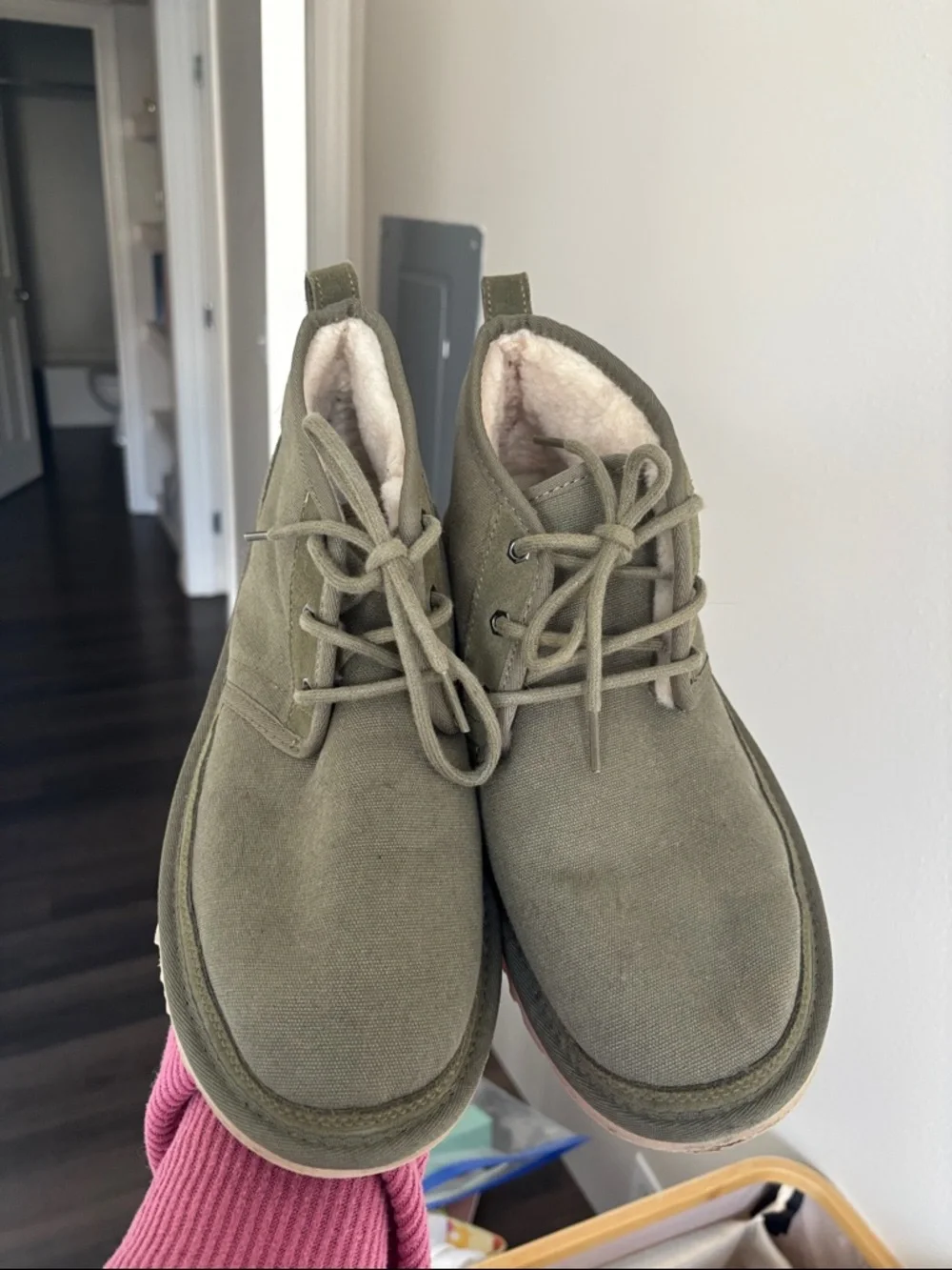 UGG Australia Neumel Moss Green Men's Boot 3236-MSG fur lined size 10